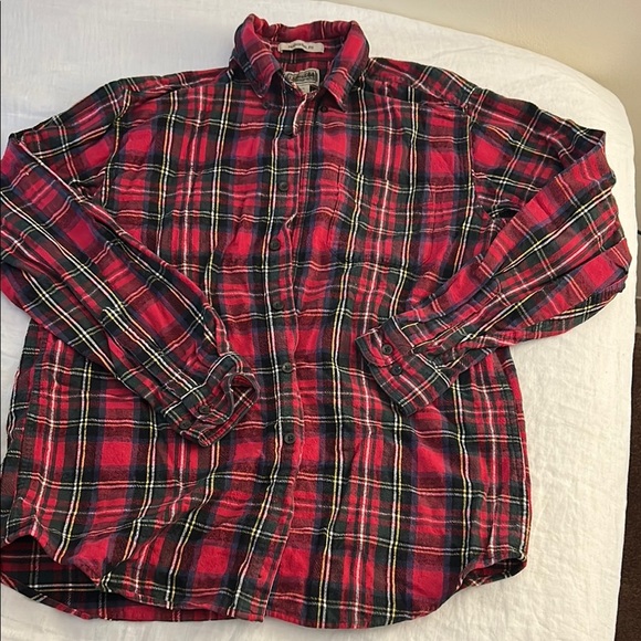 100% Cotton Classic Red Plaid Men's Shirt  L.L Bean - Picture 1 of 2